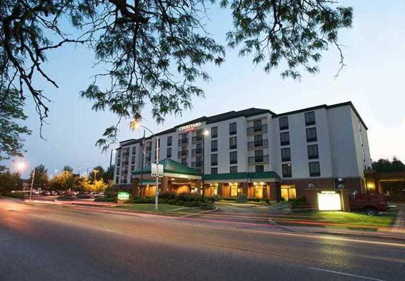 Hotel Courtyard By Marriott Bloomington Exterior foto