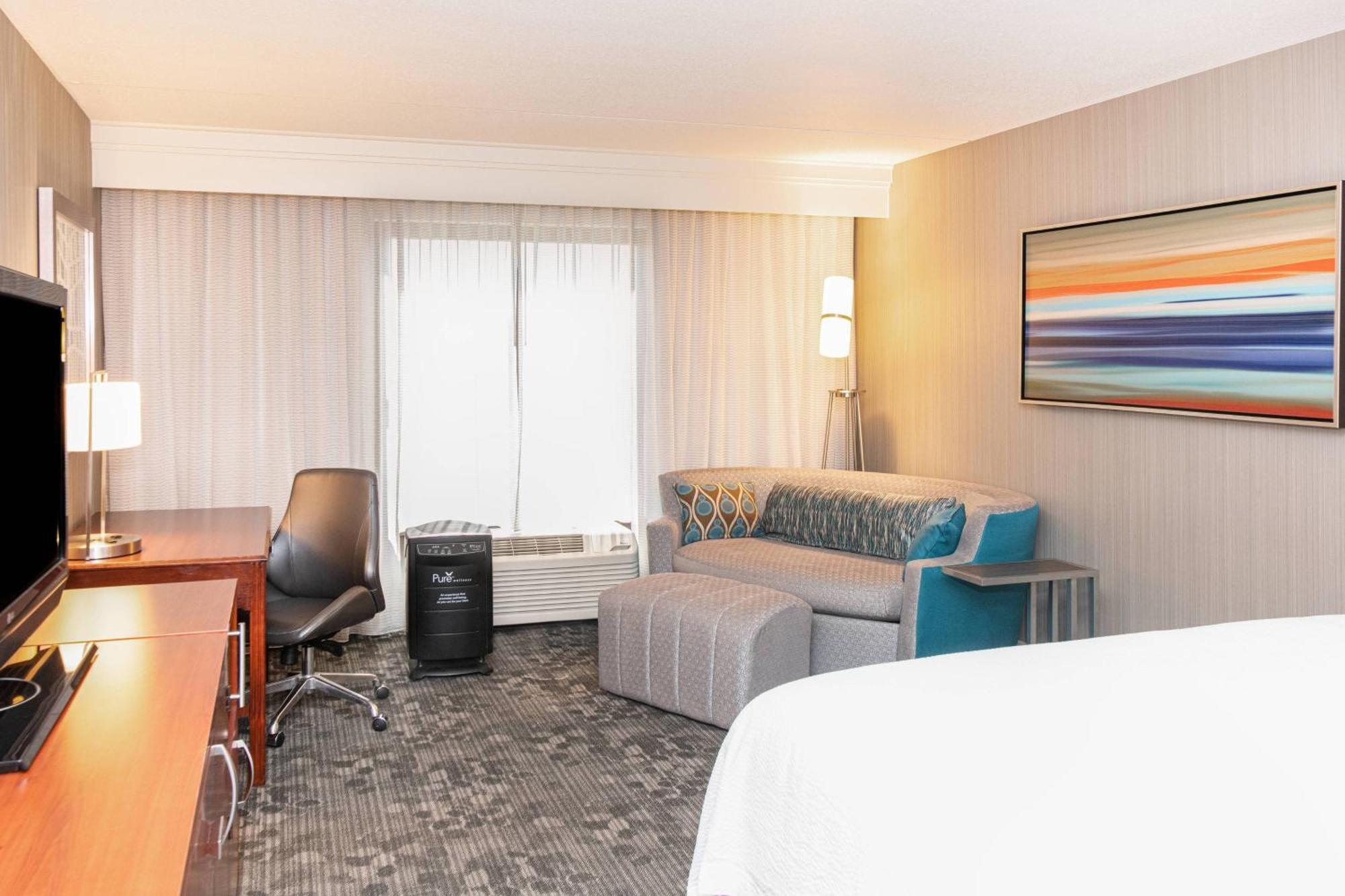 Hotel Courtyard By Marriott Bloomington Exterior foto