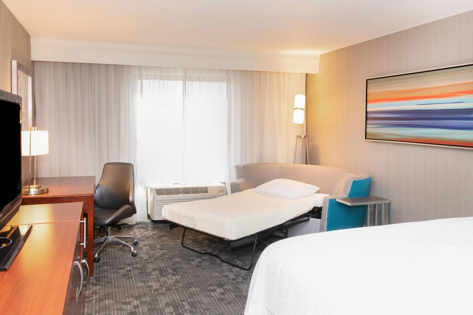 Hotel Courtyard By Marriott Bloomington Exterior foto